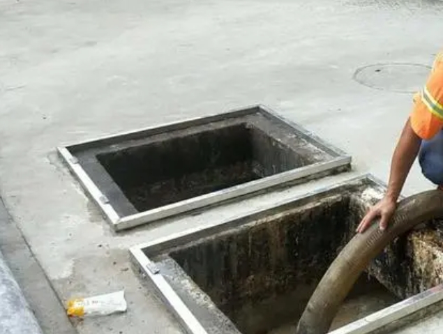 资源化粪池清理